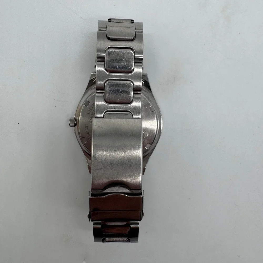 Seiko 7N43-9048 Mens Quartz Watch‎ Silver Stainless Steel Day Date 37mm Case